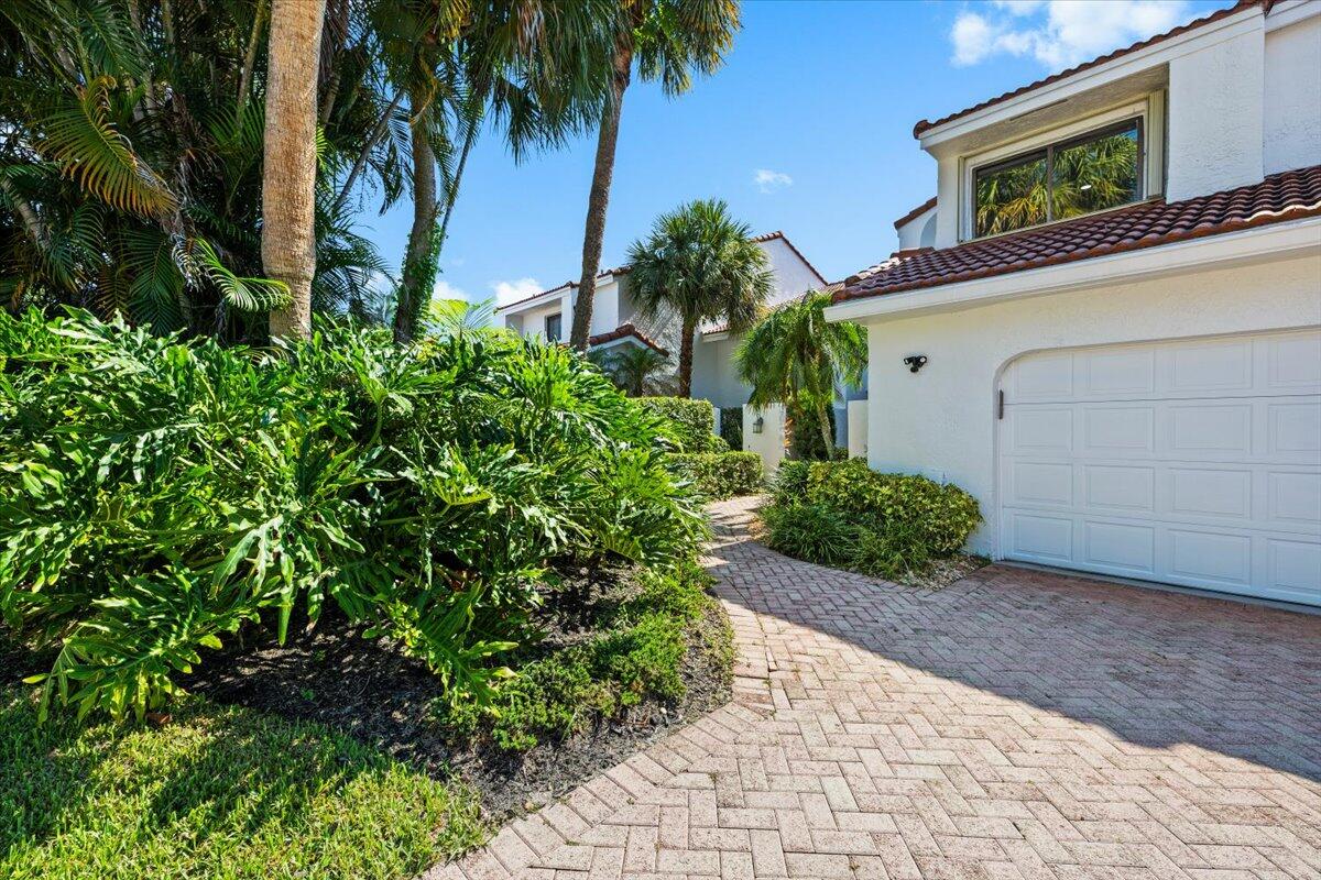 7338 Woodmont Court