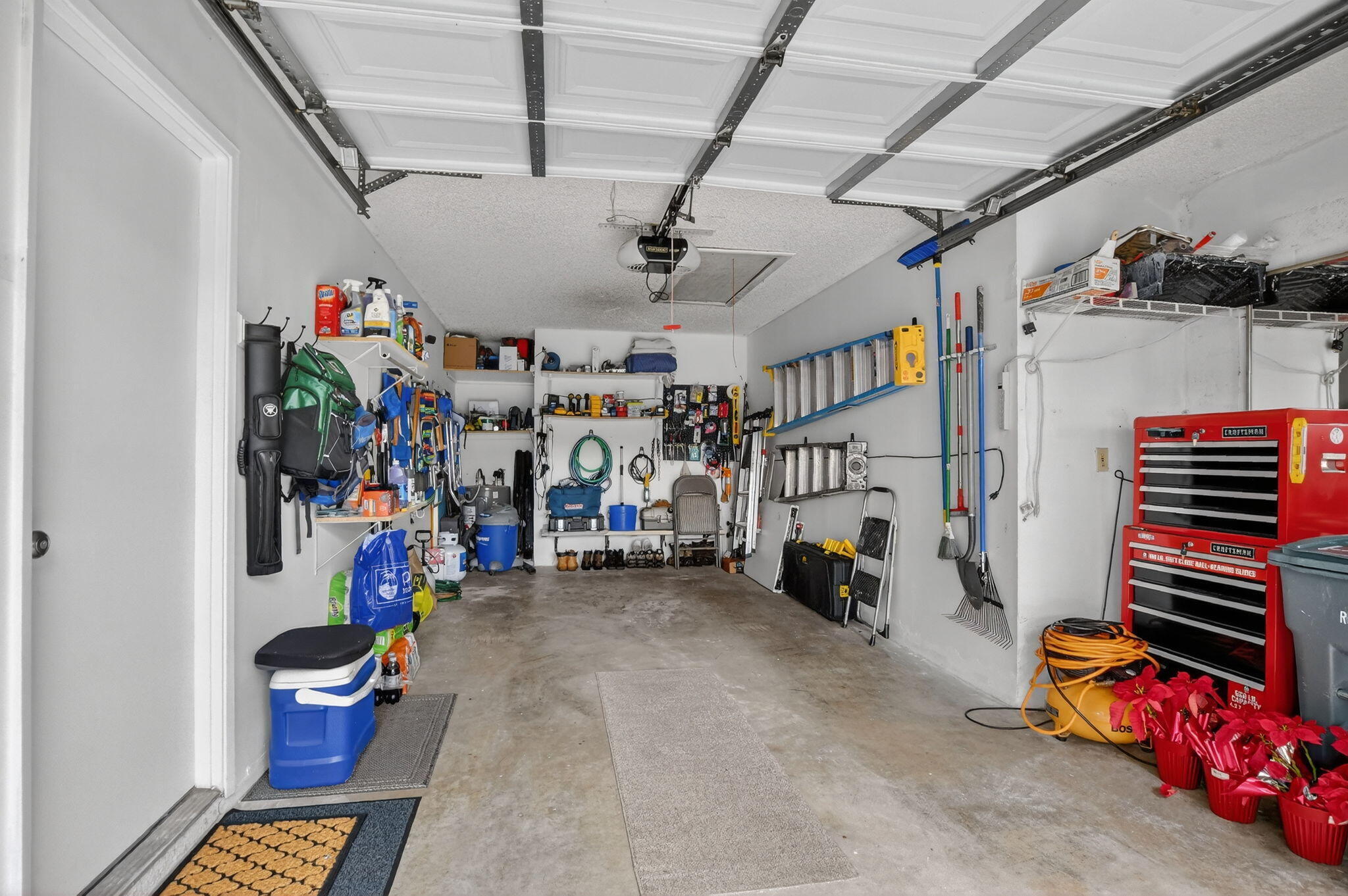 WHISPER WALK SEC C CONDO - Residential