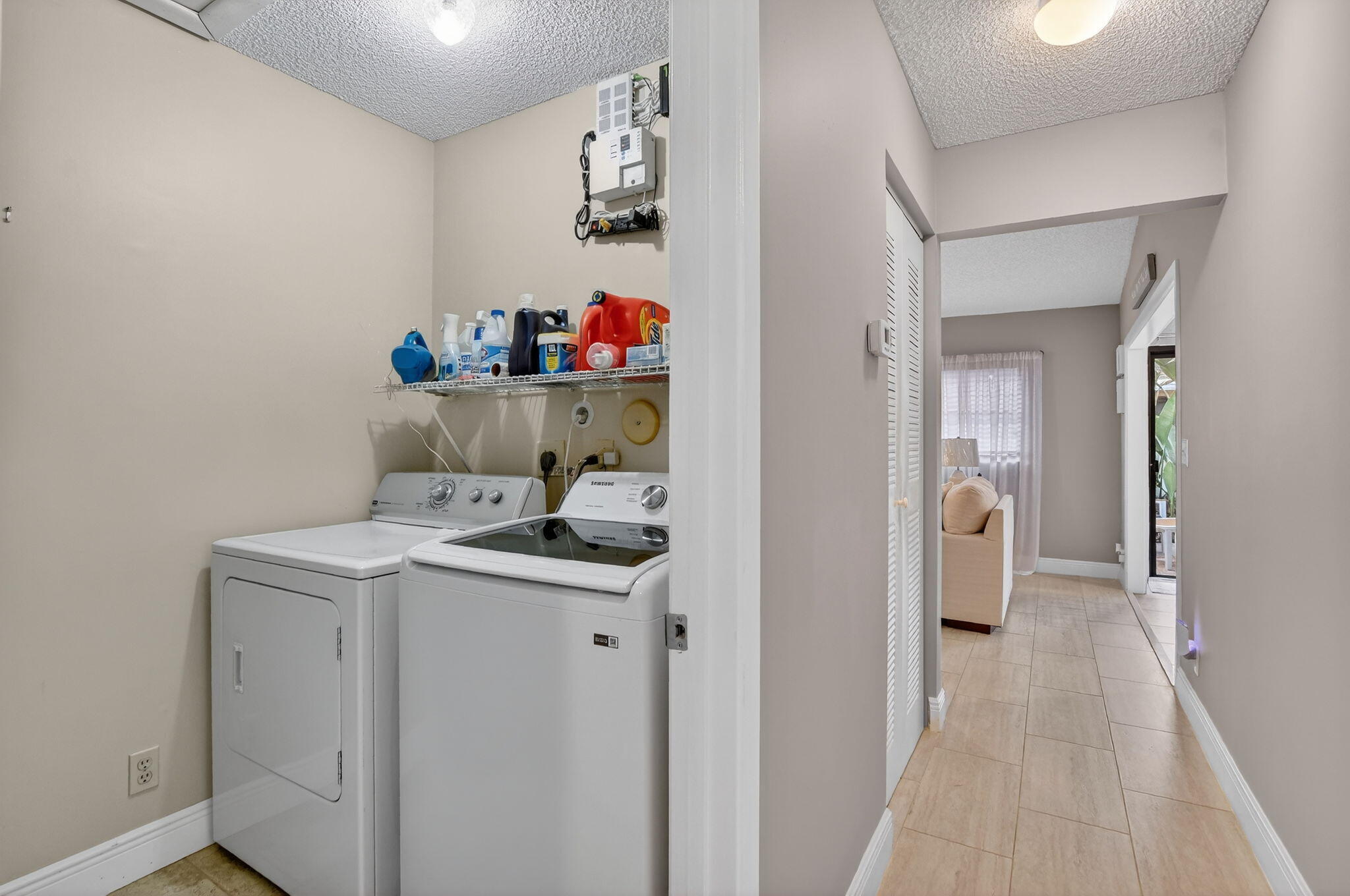 WHISPER WALK SEC C CONDO - Residential