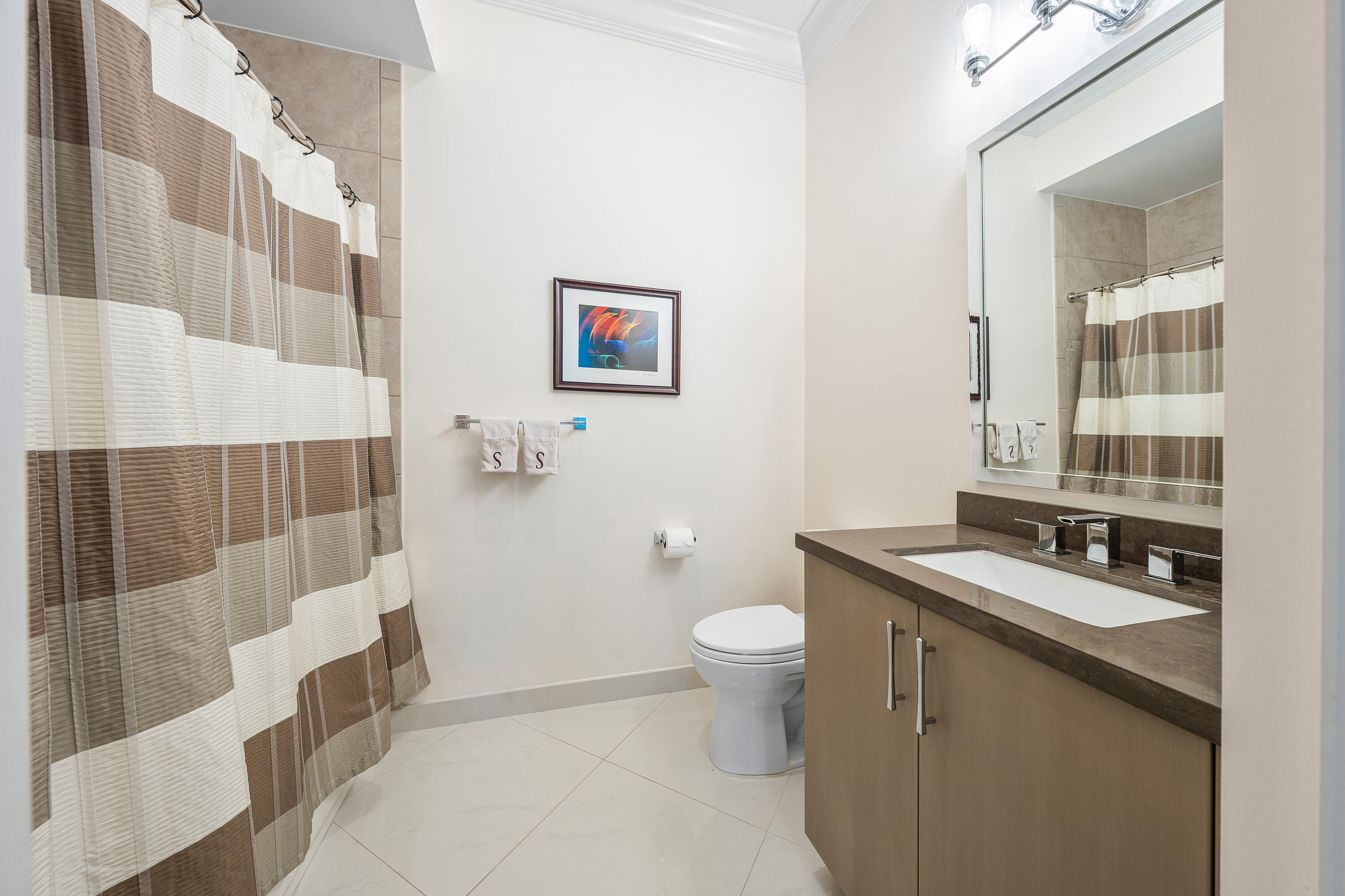 Valencia Cove - Residential