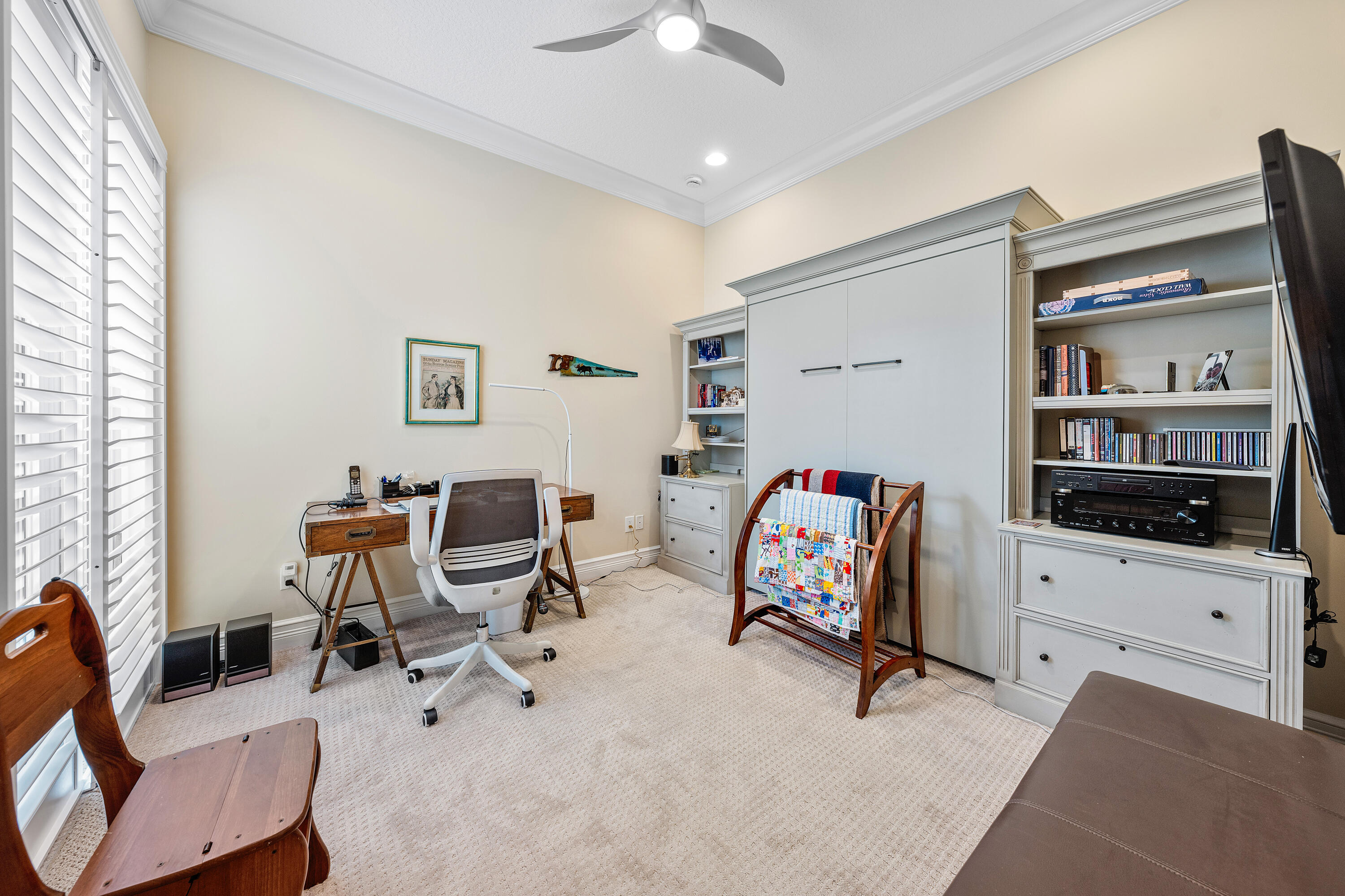 Valencia Cove - Residential