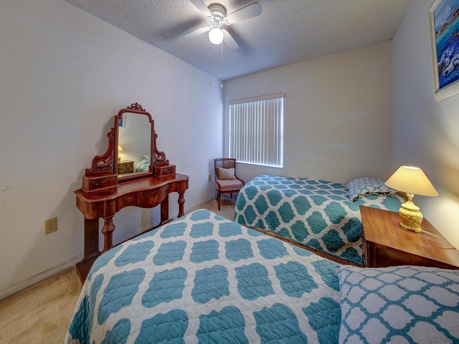 SAWGRASS ESTATES - Residential