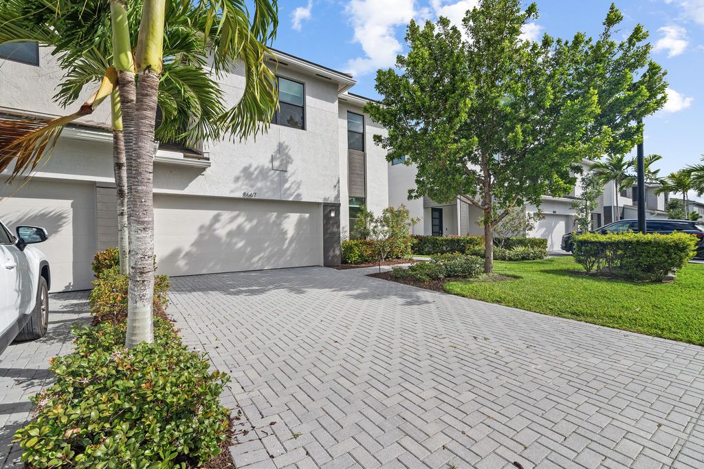 Photo of 8667 Corvus Drive, Lake Worth, FL 33467 (MLS # R11131684)