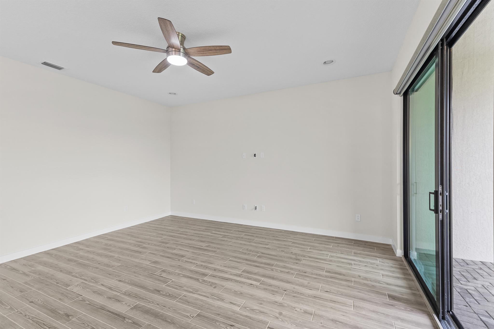 POLO LEGACY MXPD - Residential