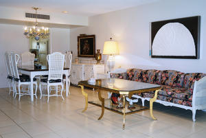 FOUNTAINS OF PALM BEACH - Residential