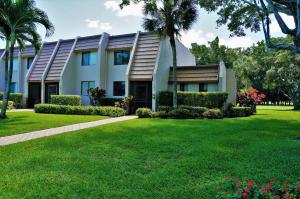 FOUNTAINS OF PALM BEACH - Residential