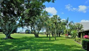 FOUNTAINS OF PALM BEACH - Residential