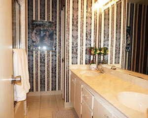 FOUNTAINS OF PALM BEACH - Residential