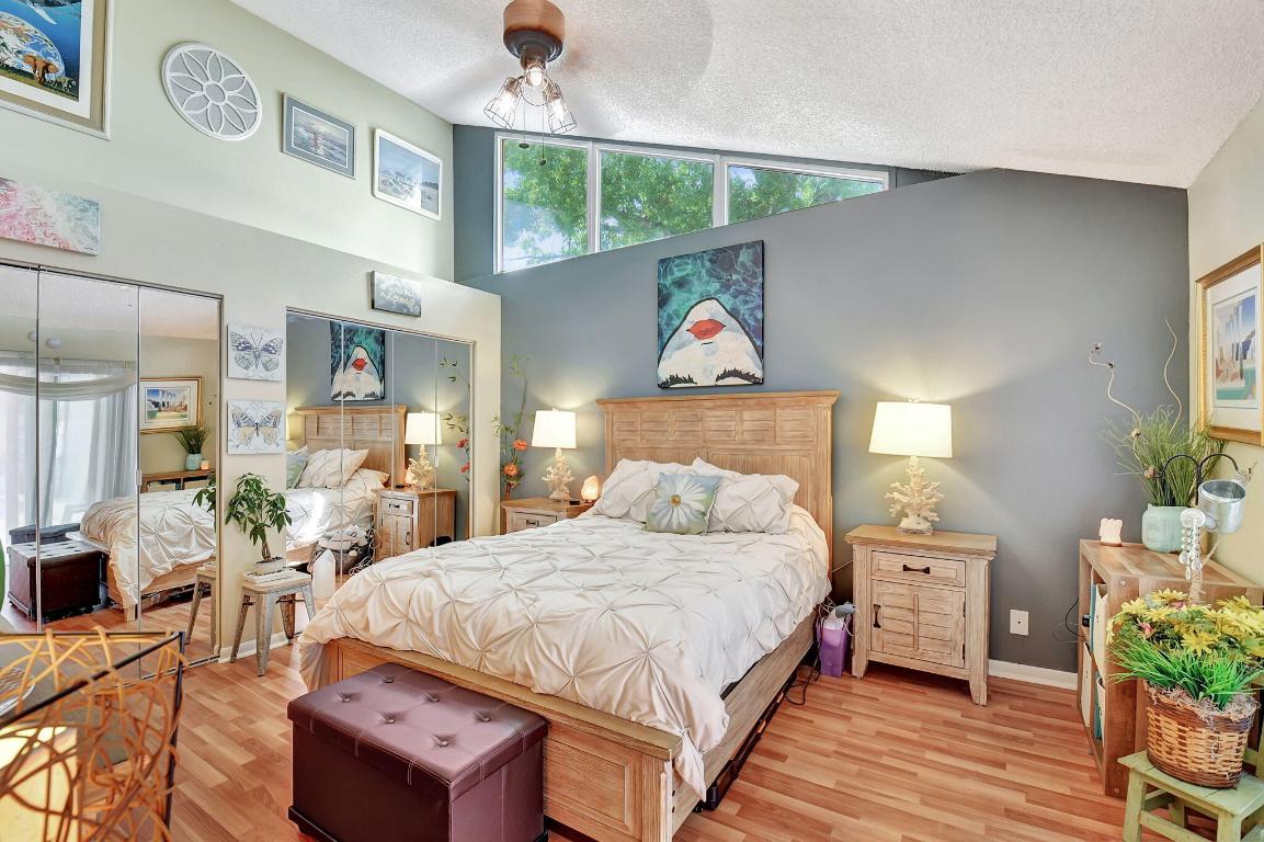 BARRWOOD - Residential