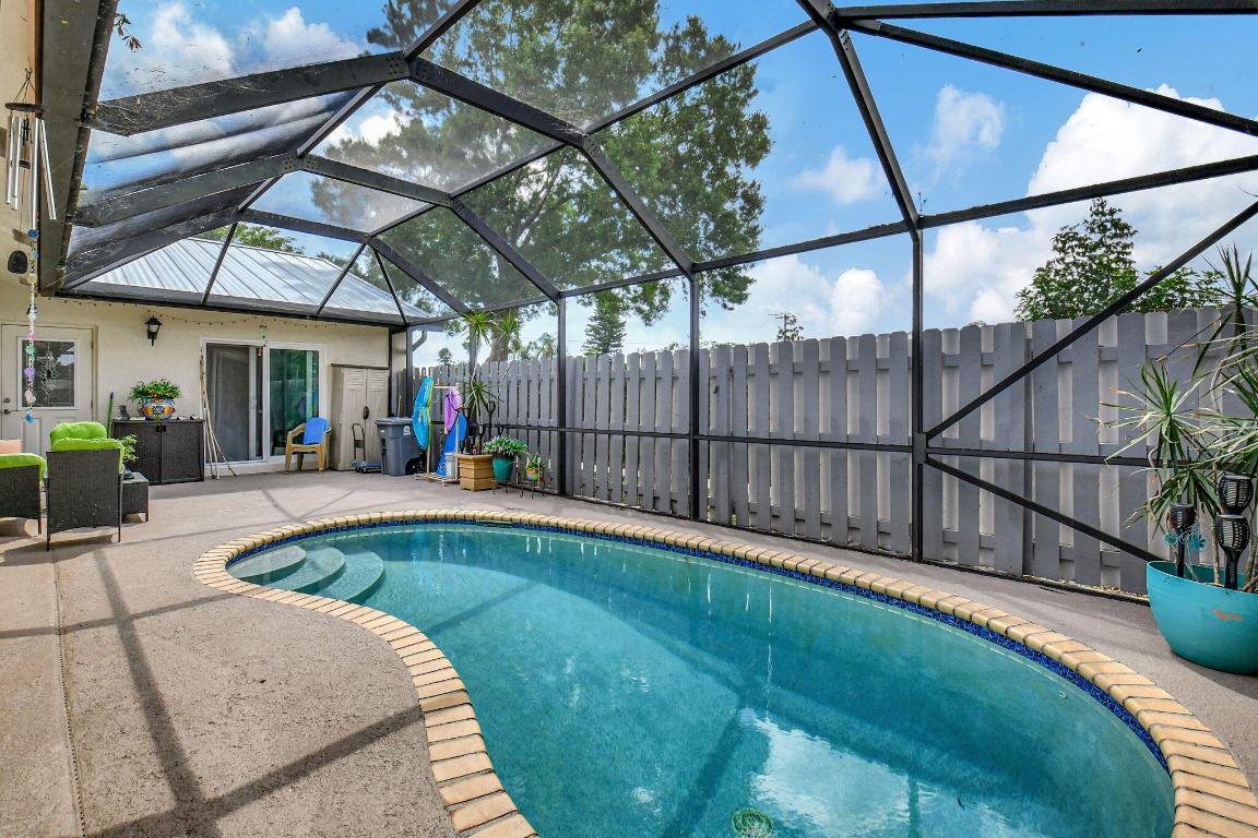 BARRWOOD - Residential