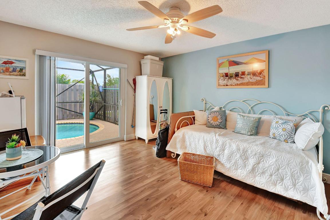 BARRWOOD - Residential