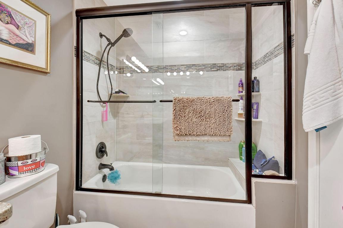 BARRWOOD - Residential