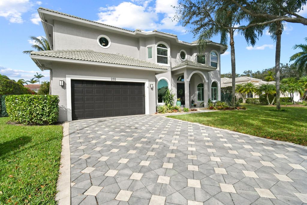 Photo of 232 Sparrow Point, Jupiter, FL 33458 (MLS # R11062010)