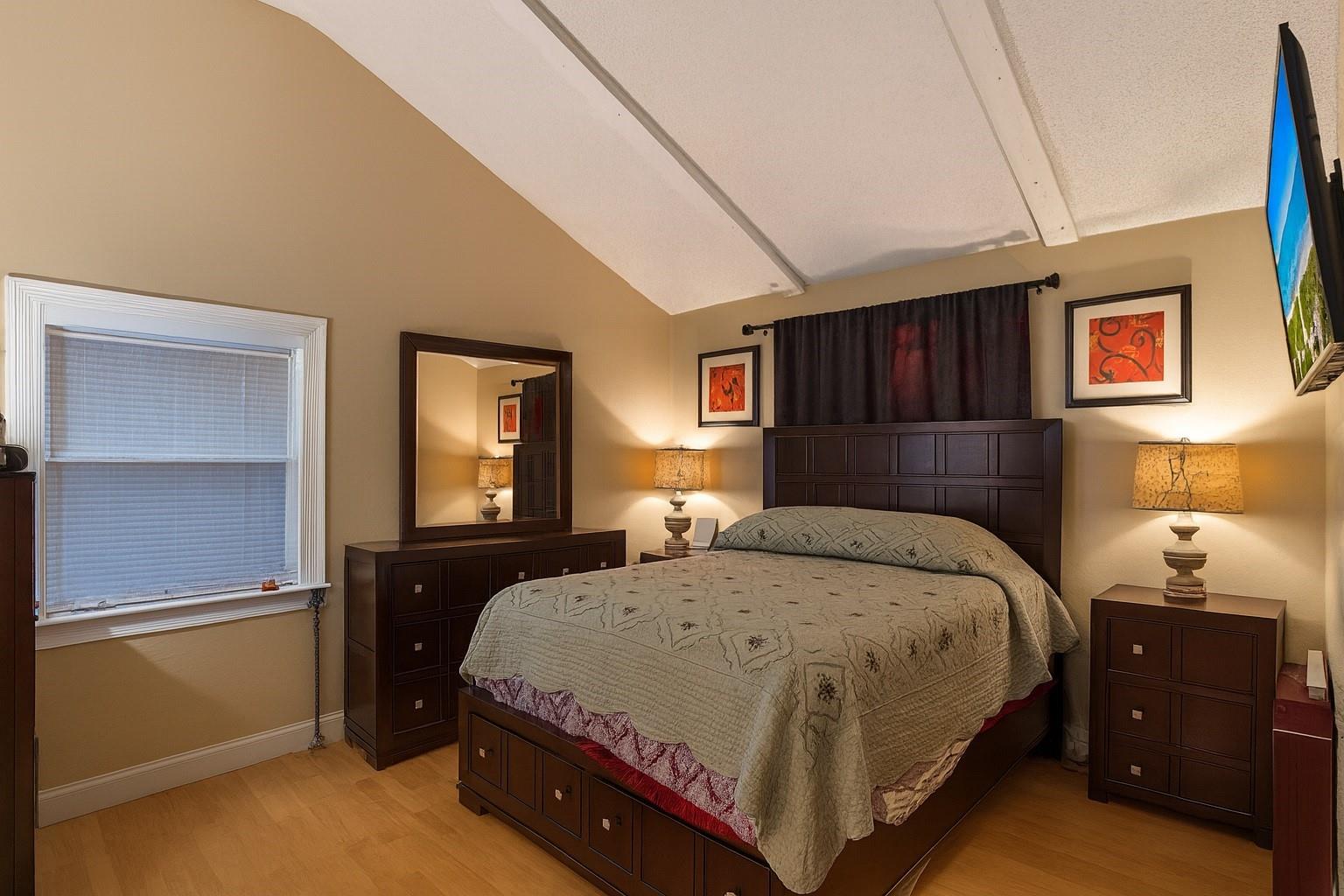 LAUDERDALE NORTH PARK SEC - Residential