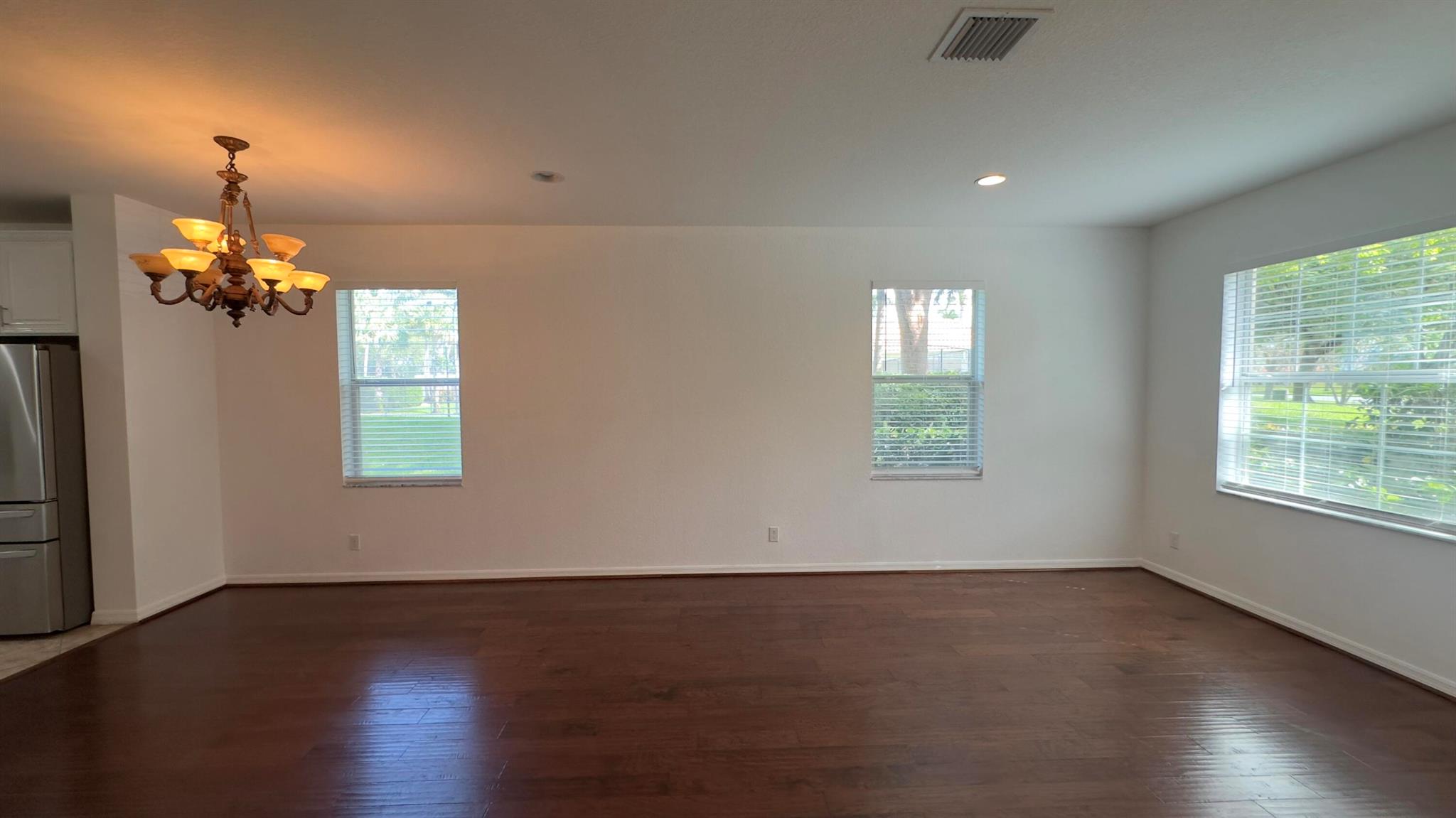 OAKMONT ESTATES PUD - Residential Lease