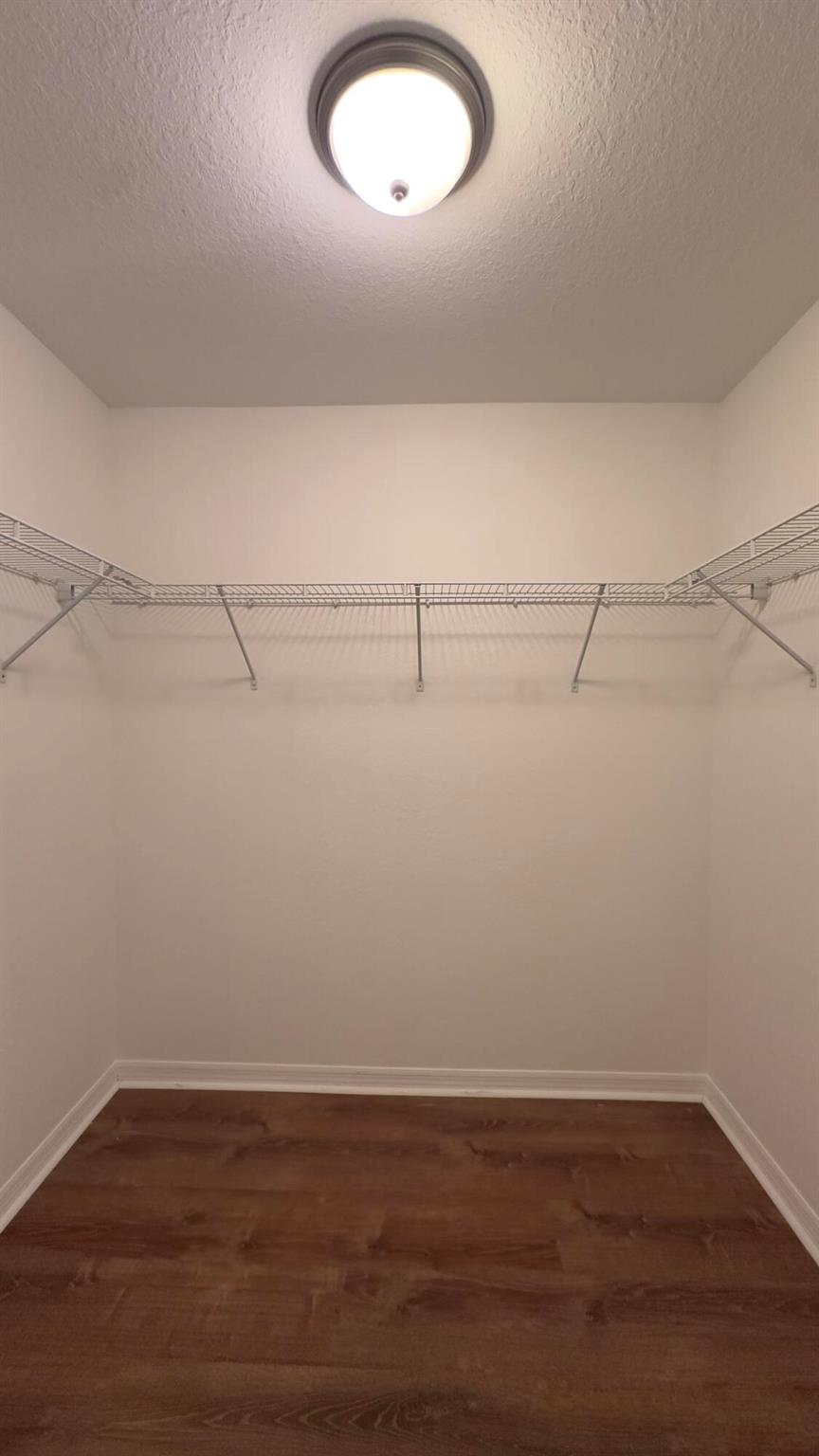 OAKMONT ESTATES PUD - Residential Lease