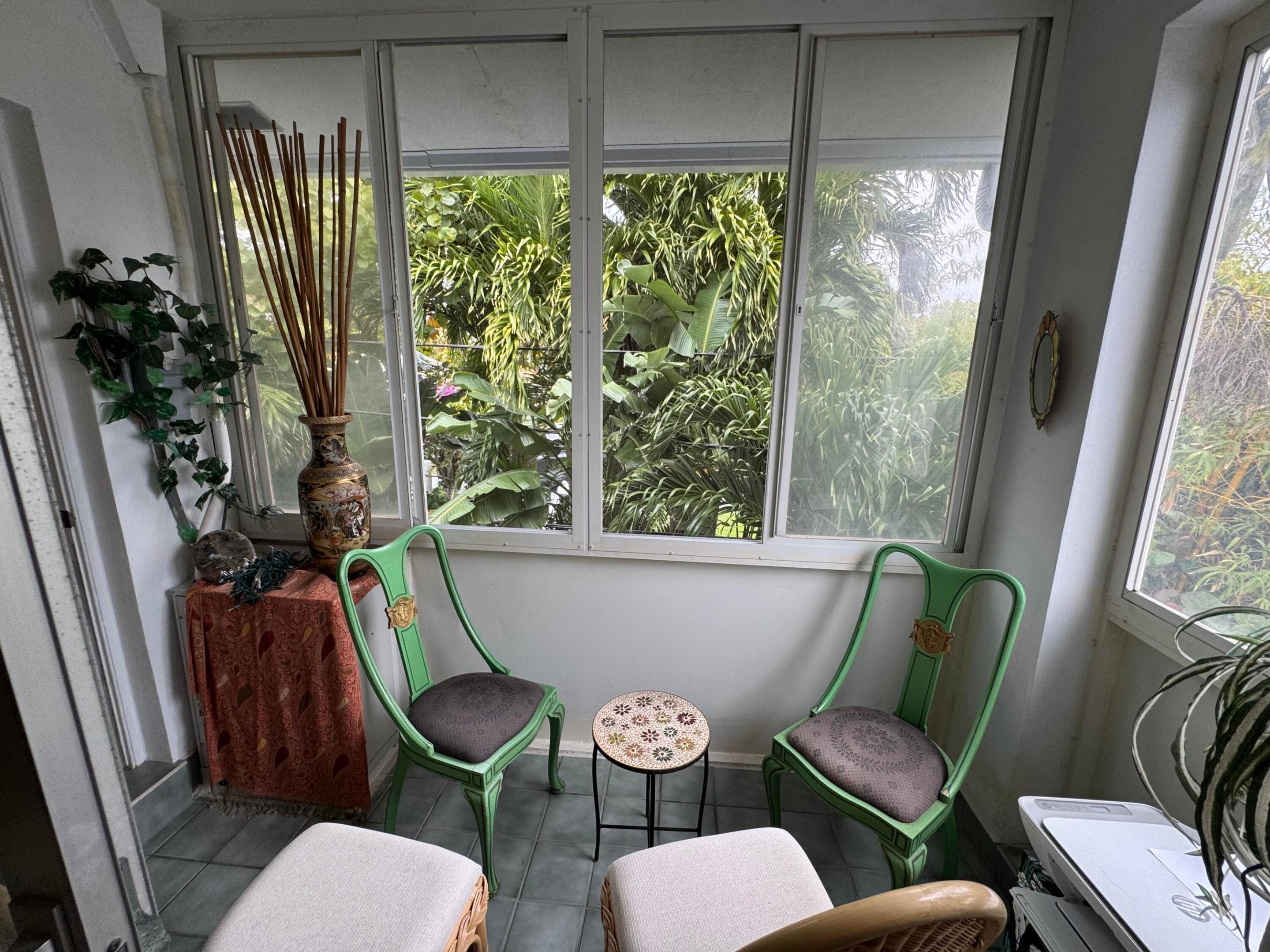 COLONIAL RIDGE CORP - Residential Lease