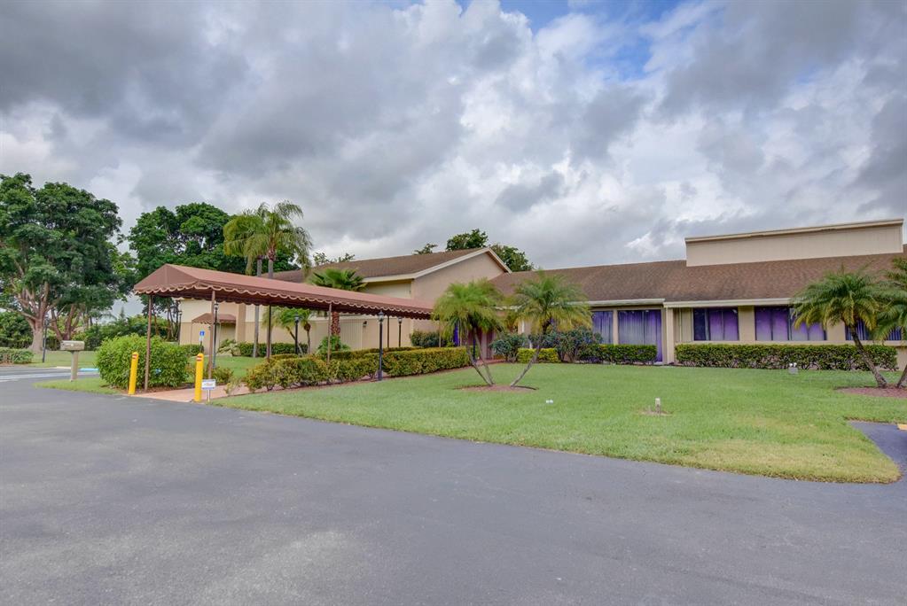 COCO WOOD LAKES - Residential