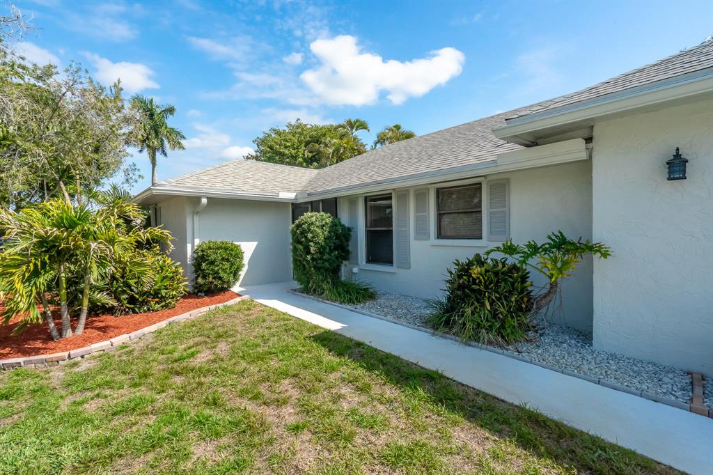 COCO WOOD LAKES - Residential