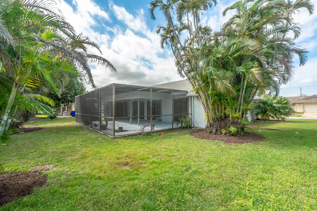 COCO WOOD LAKES - Residential