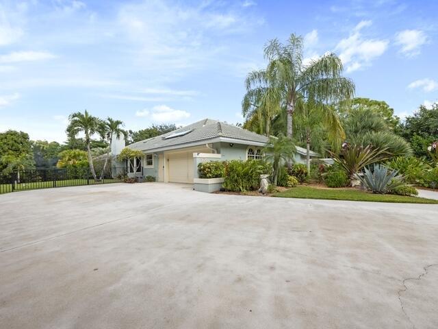 PADDOCK PARK 2 OF WELLING - Residential