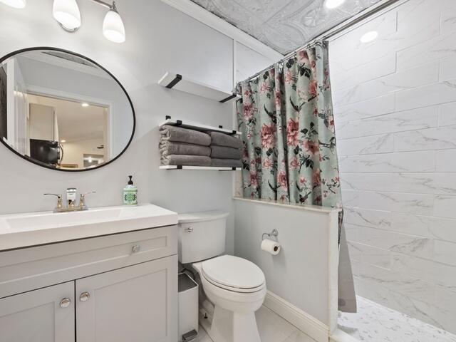 PADDOCK PARK 2 OF WELLING - Residential