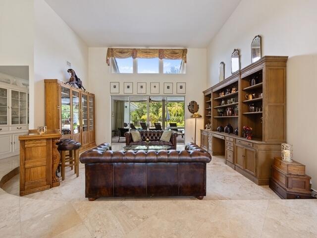 PADDOCK PARK 2 OF WELLING - Residential