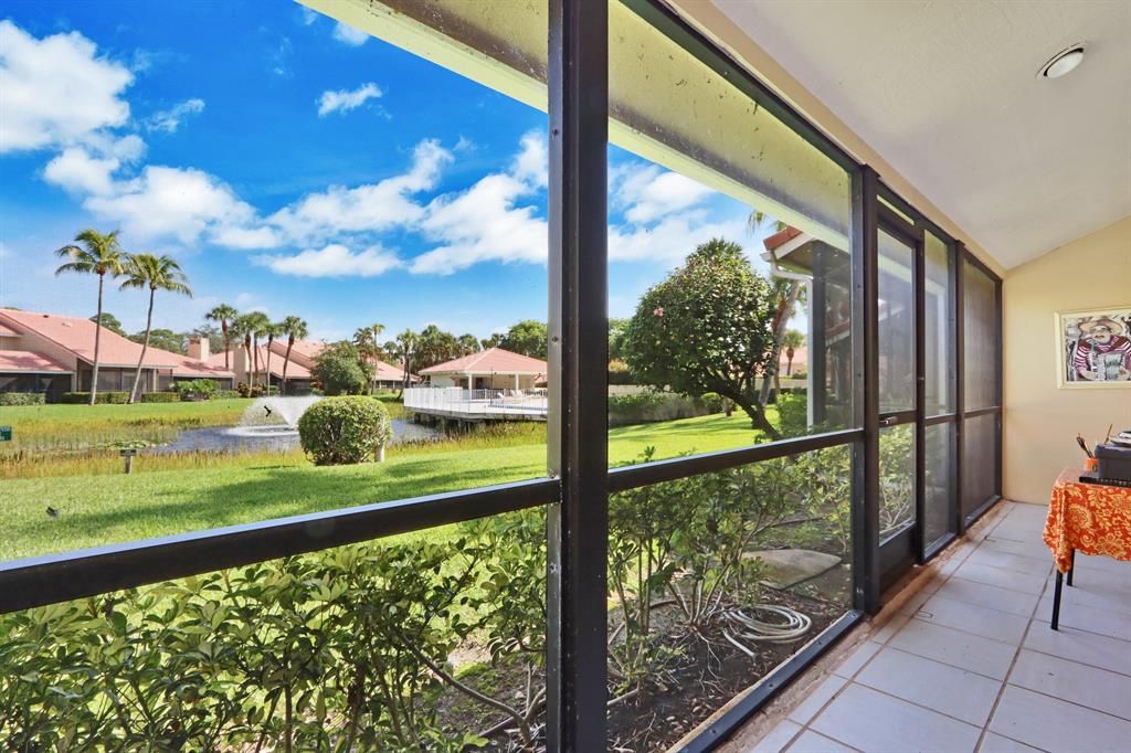 Photo of 212 Old Meadow Way, Palm Beach Gardens, FL 33418 (MLS # R10744087)