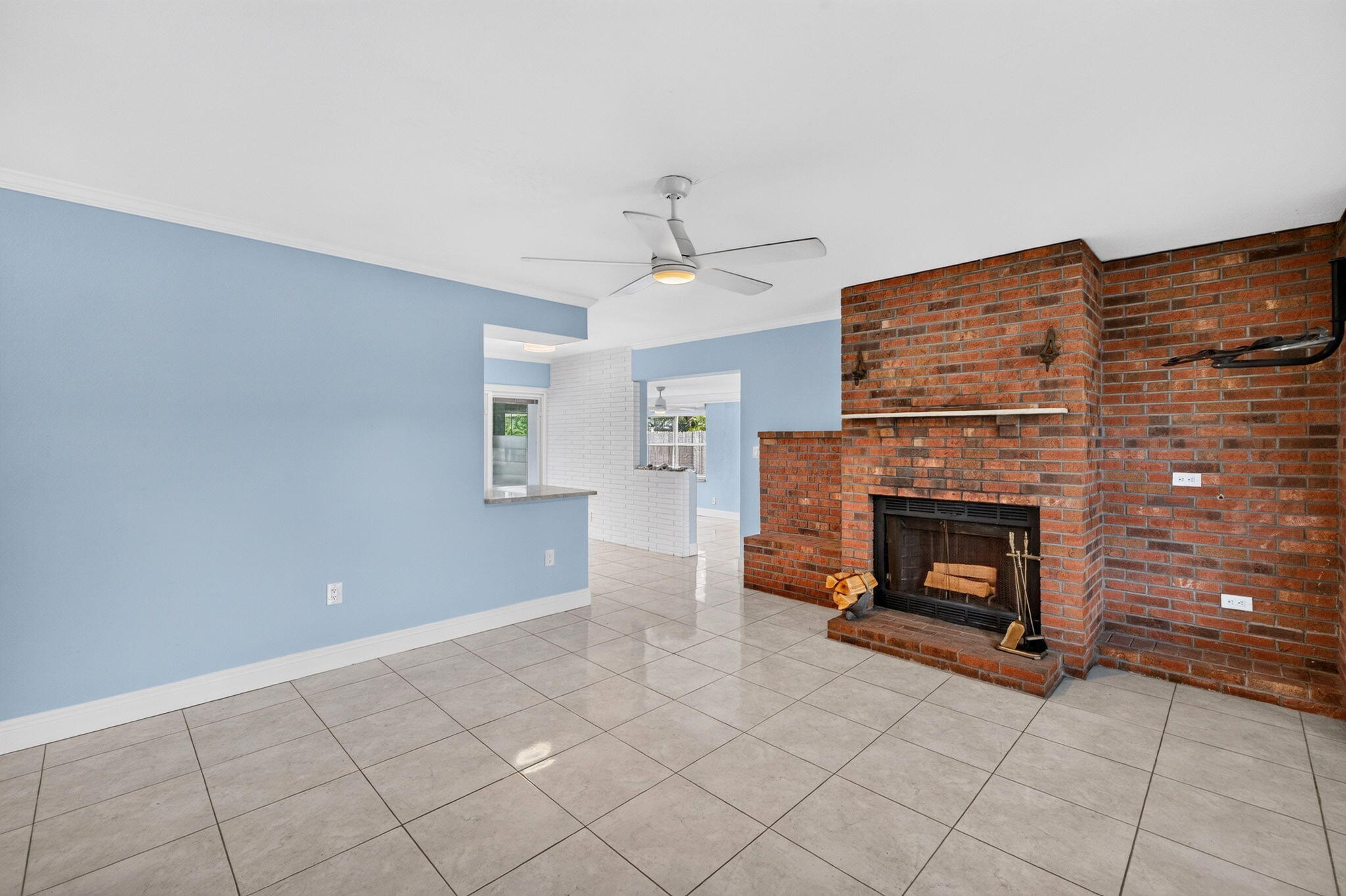 1873 SW 28TH Terrace