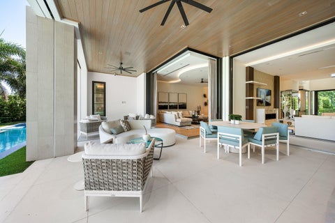 Tiny photo for 471 ROYAL PALM Way, Boca Raton, FL 33432 (MLS # B26088651)