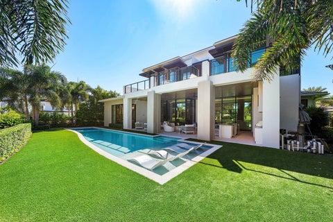 Tiny photo for 471 ROYAL PALM Way, Boca Raton, FL 33432 (MLS # B26088651)