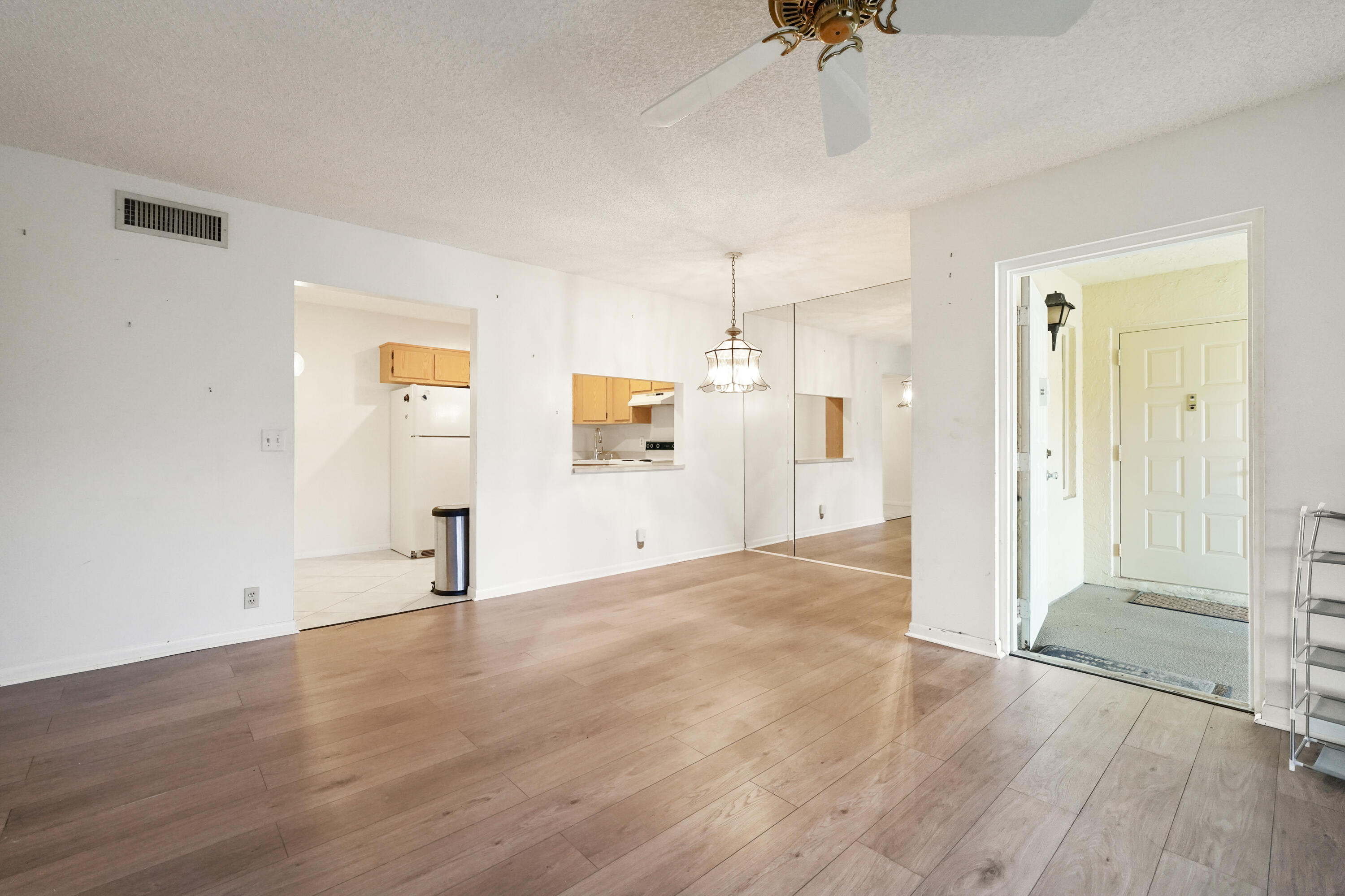 Properties 801 Sky Pine Way A2
