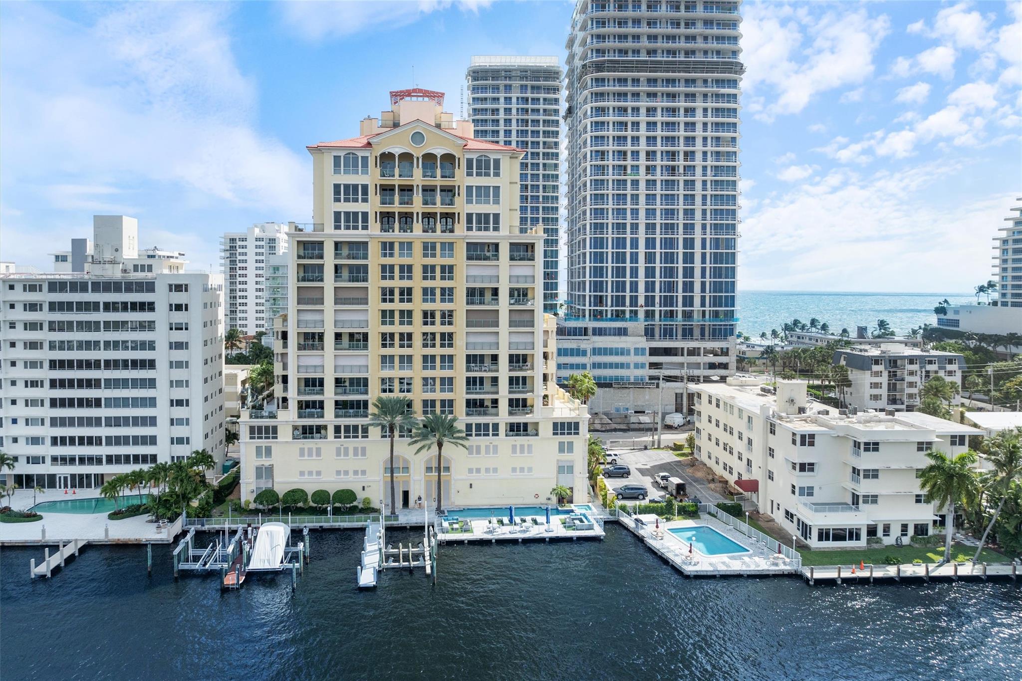 ALHAMBRA PLACE CONDO - Residential Lease