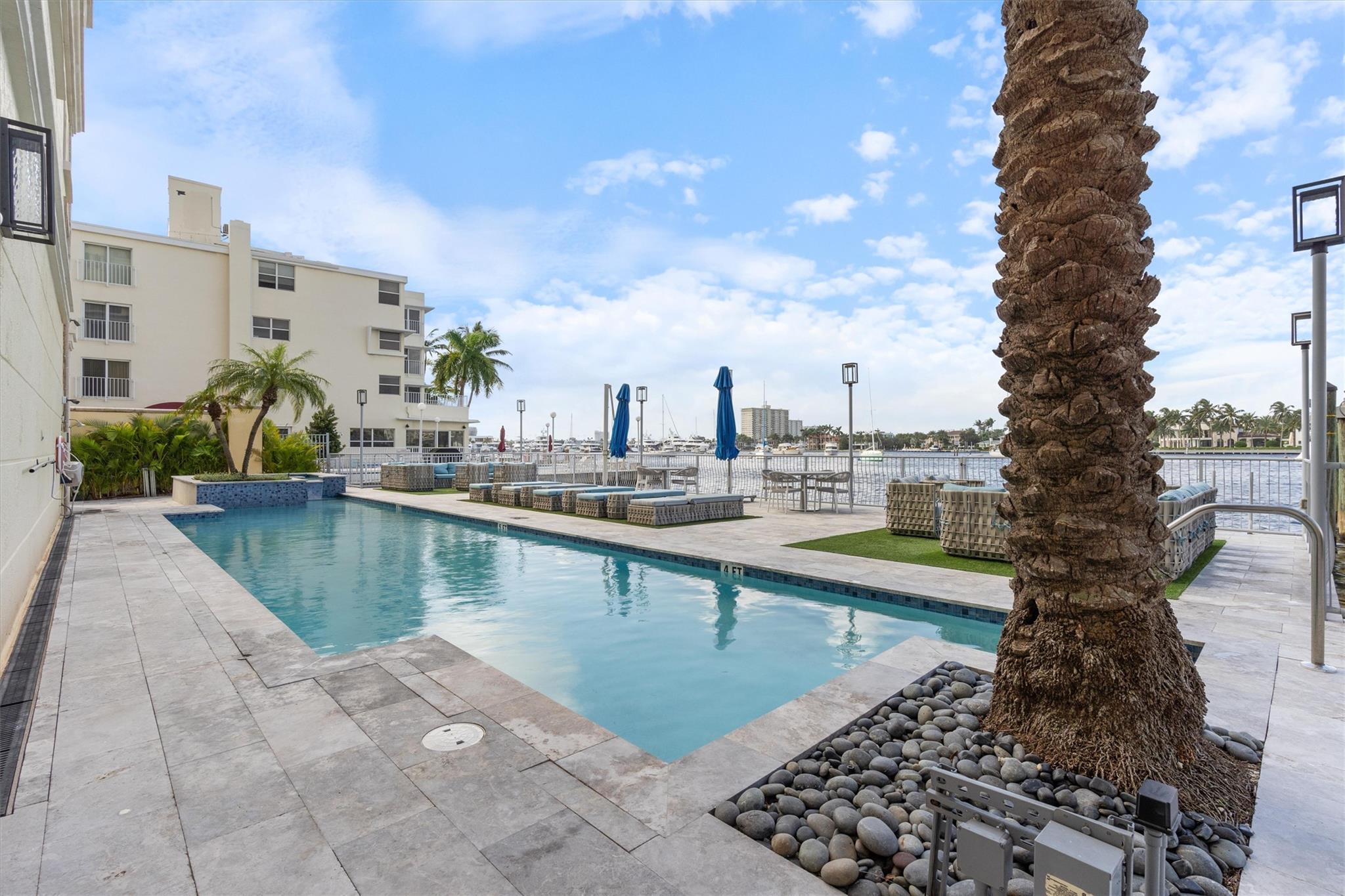 ALHAMBRA PLACE CONDO - Residential Lease