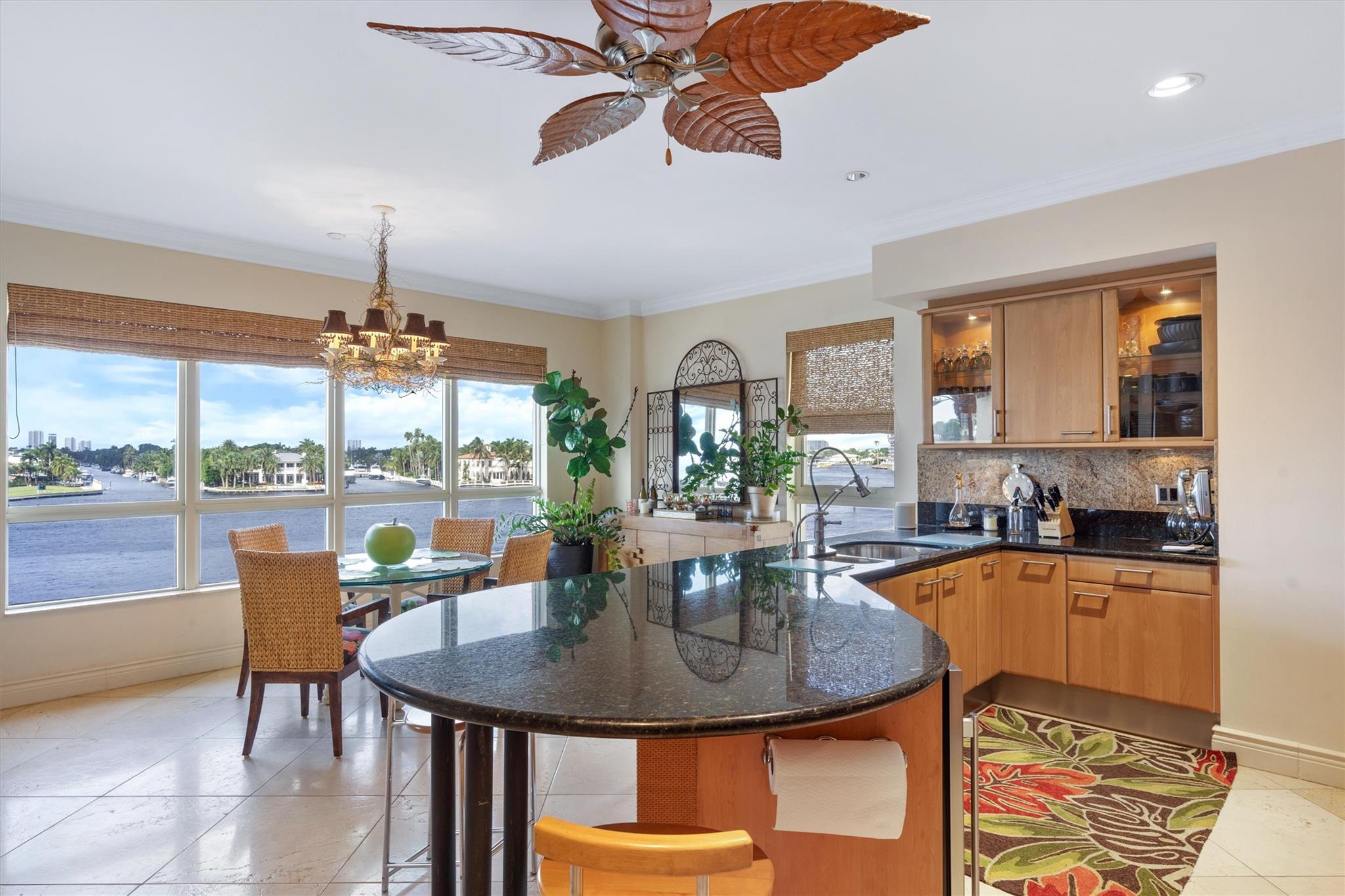 ALHAMBRA PLACE CONDO - Residential Lease