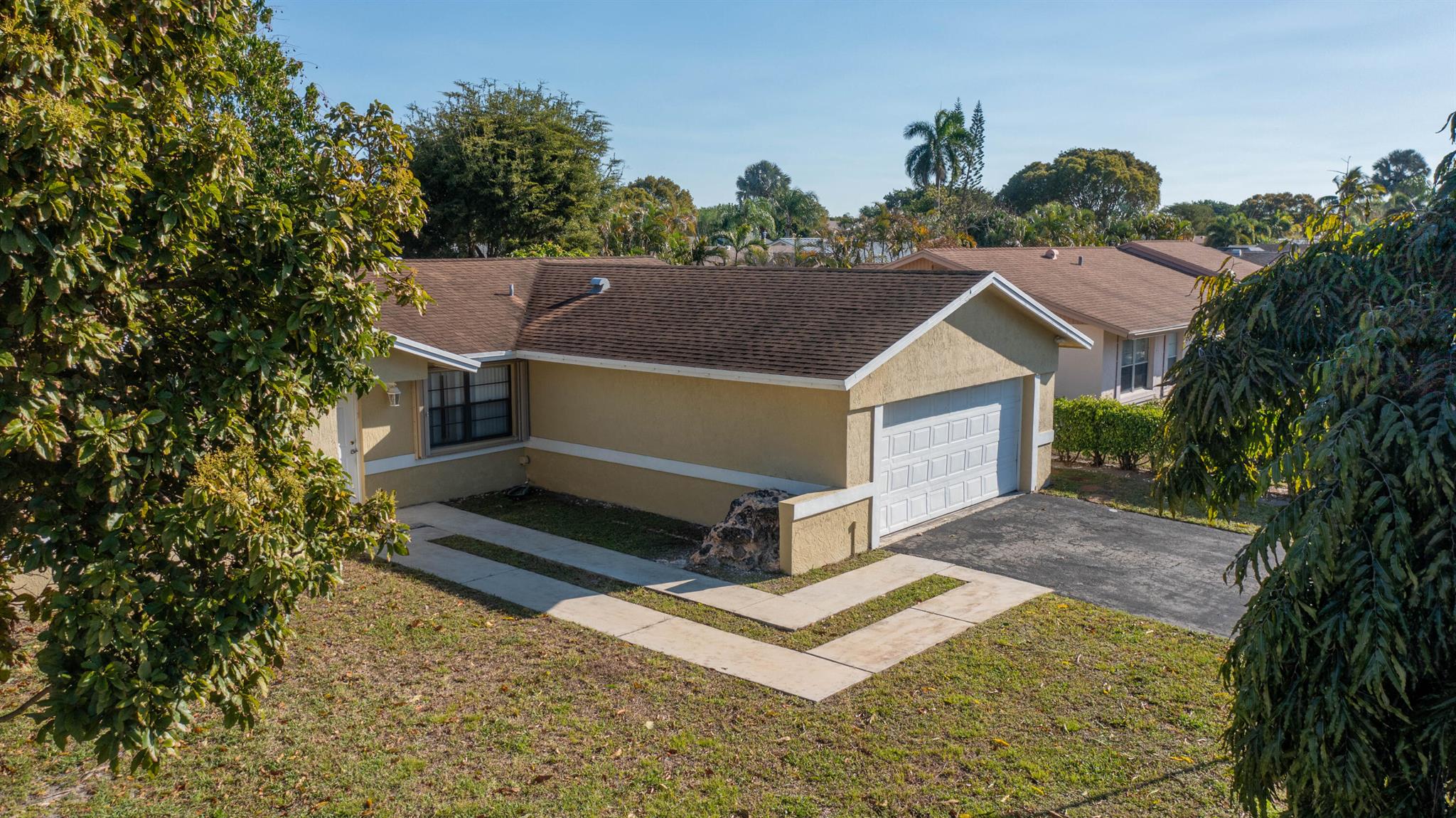 9235 Saddlecreek Drive