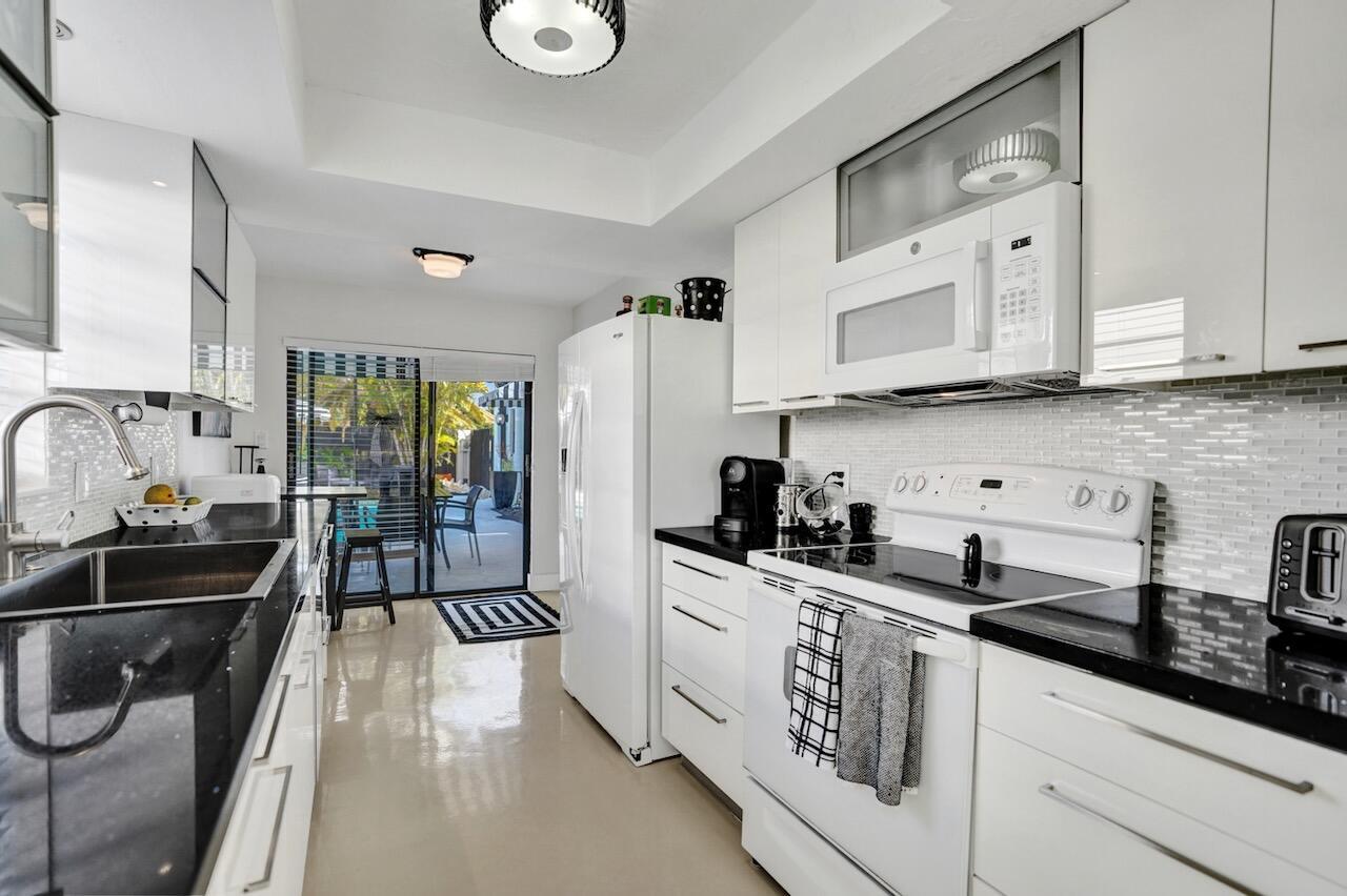 INDIAN SPRING 2 - Residential