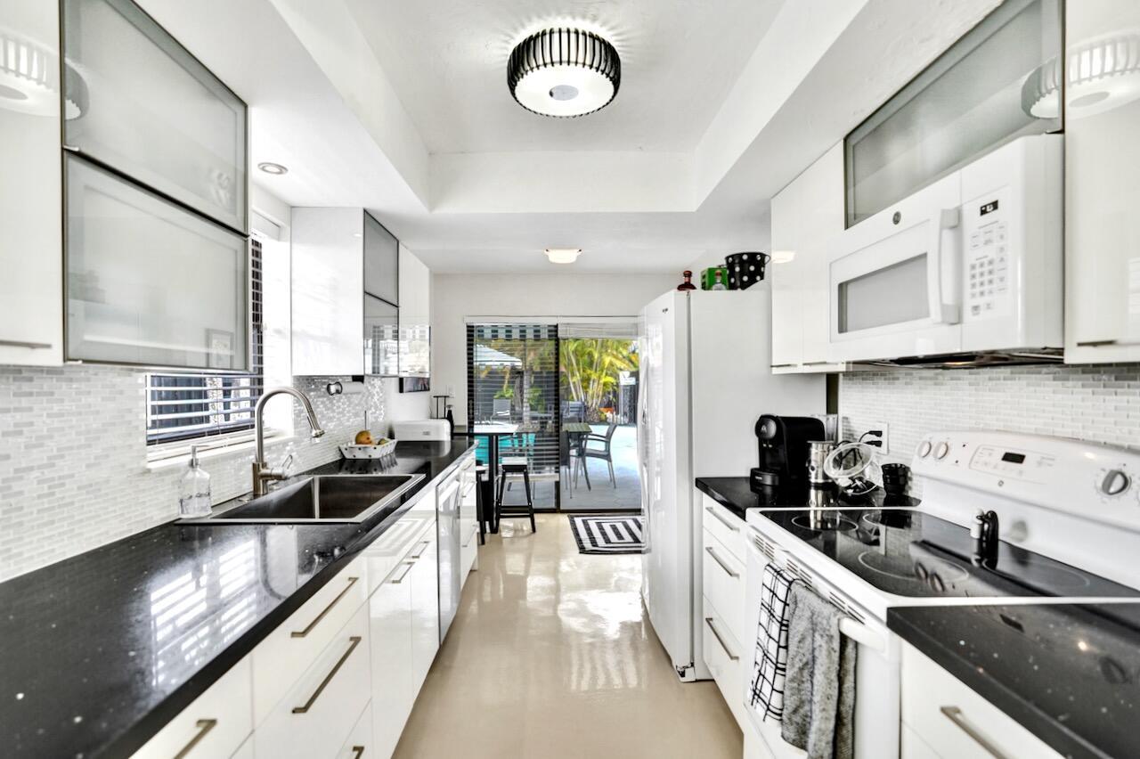 INDIAN SPRING 2 - Residential