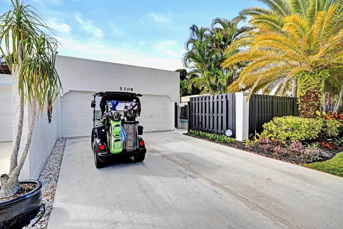 5306 Stonybrook Drive