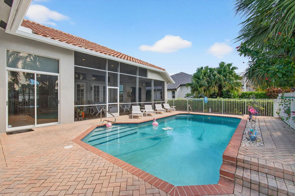 Photo of 11231 Golfridge Lane, Boynton Beach, FL 33437 (MLS # R11132683)