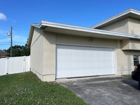 A home in Port St Lucie