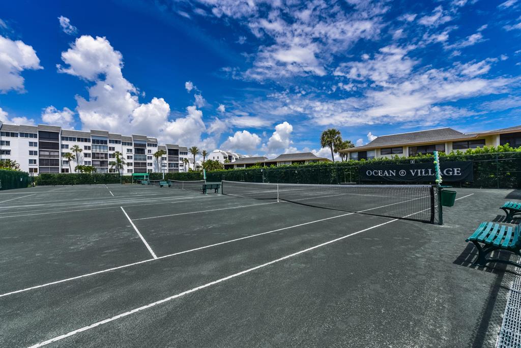 SEASCAPE II CONDOMINIUM - Residential