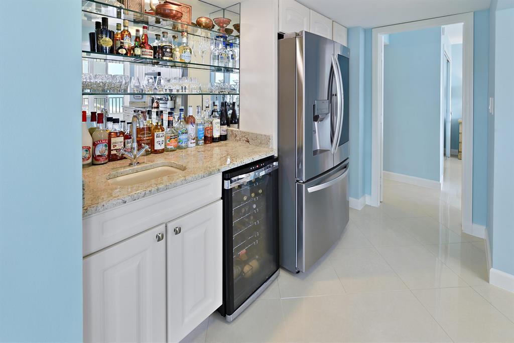 SEASCAPE II CONDOMINIUM - Residential