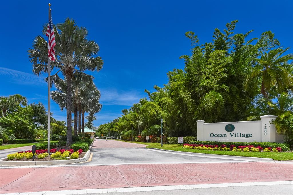 SEASCAPE II CONDOMINIUM - Residential