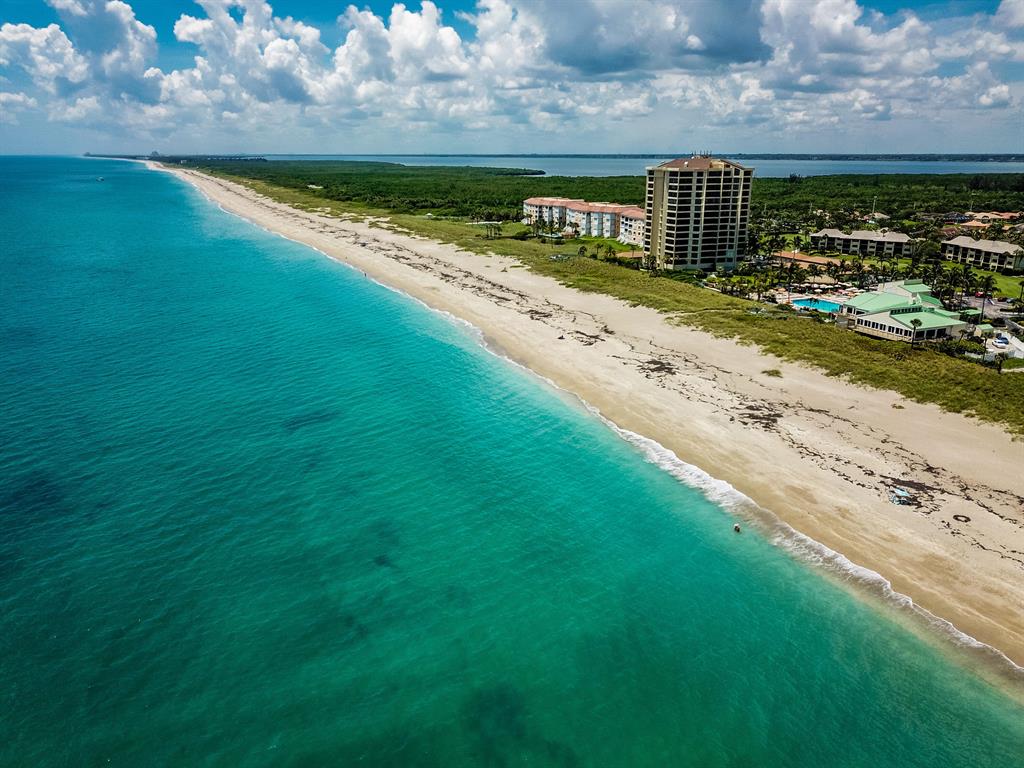 SEASCAPE II CONDOMINIUM - Residential