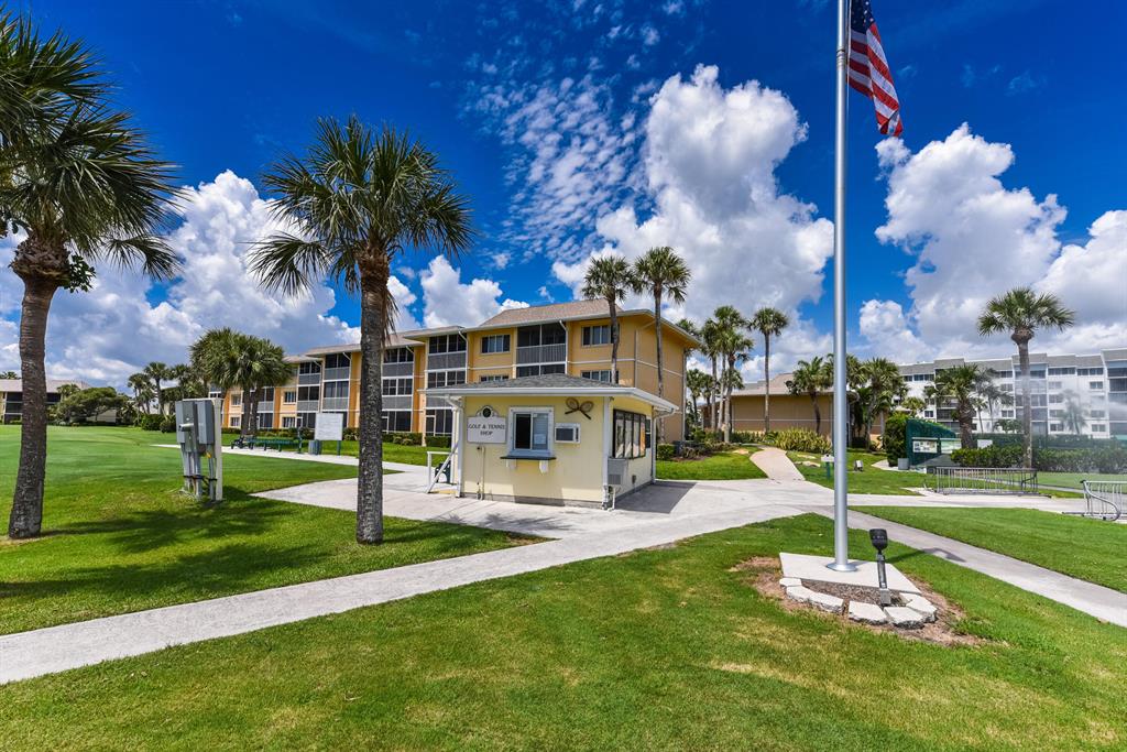 SEASCAPE II CONDOMINIUM - Residential