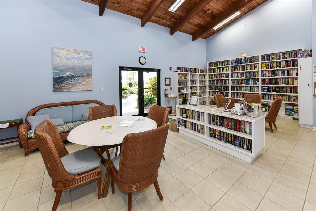 SEASCAPE II CONDOMINIUM - Residential