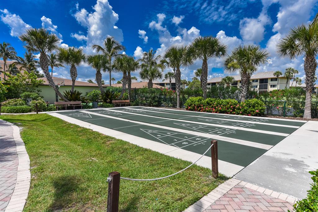 SEASCAPE II CONDOMINIUM - Residential