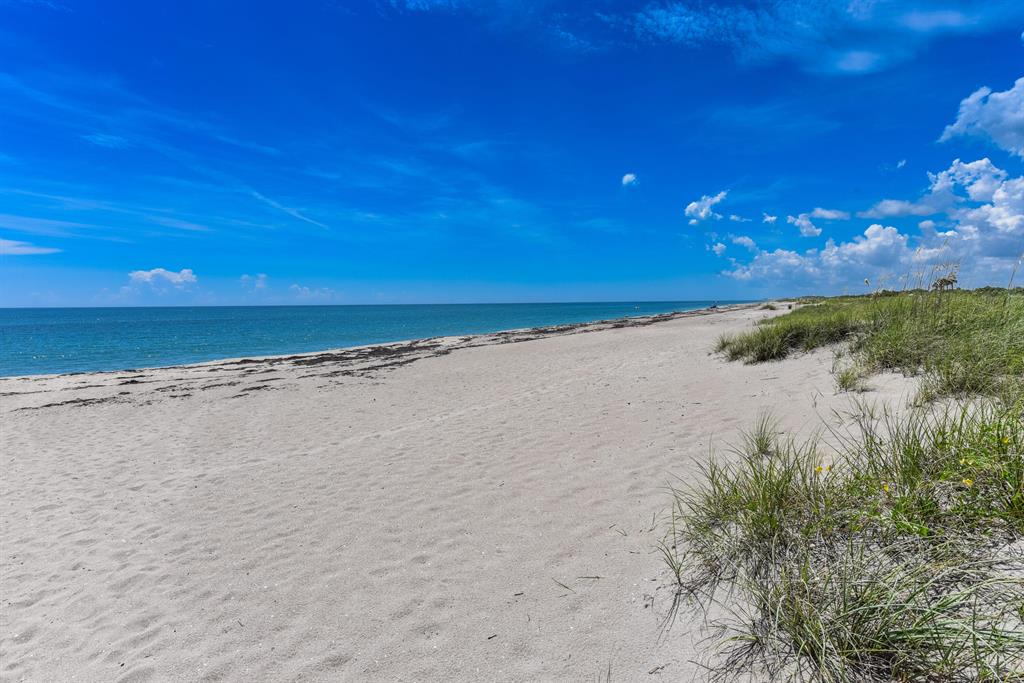 SEASCAPE II CONDOMINIUM - Residential