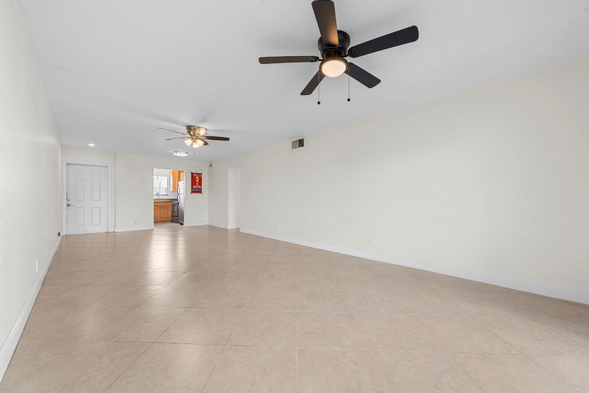 WATERWAY CLUB - Residential Lease